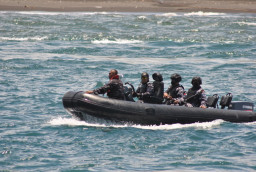 Gandeng TNI Angkatan Laut, PLN Gelar Simulasi Tanggap Darurat Obvitnas Kabel Laut Jelang KTT G20