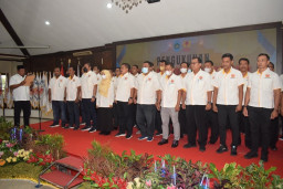 Pengurus KONI Lamongan Dikukuhkan, Bonus Atlet Berprestasi Diserahkan