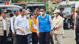 Presiden Jokowi Tinjau Posko RS Sayang Cianjur, Pastikan Logistik Hingga Pasokan Listrik PLN Aman