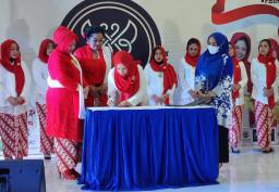 Pimpin KKI DPC Sidoarjo, Izzatul Aini Siap Jalankan Misi Pelestarian Kain dan Kebaya