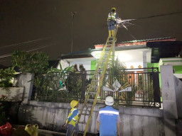 Malam Hari, PLN Berhasil Pulihkan Jaringan Listrik di Wilayah Terdampak Erupsi Gunung Semeru