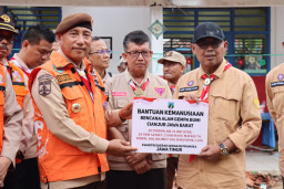 Tinjau Cianjur Pasca Gempa Bumi, Kwarda Pramuka Jatim Salurkan Bantuan Sosial Untuk Korban