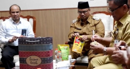 Raup Laba Belasan Juta, Desa Petemon di Probolinggo Manfaatkan Sosial Media Untuk Pasarkan Sale Pisang Barsah