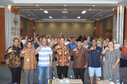 Mahasiswa Keperawatan Australia Studi Inovasi di Lamongan