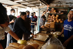 Sidak di Pasar Tradisional Kota Mojokerto, JFAK Ahli Utama Pemerintah Provinsi Jawa Timur Temukan Kenaikan Harga Beras