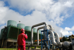 Sabet The Best Green Loan, PLN Konsisten Dorong Transisi Energi