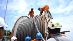 Tingkatkan Keandalan Listrik Madura Pasca Terdampak Gangguan, PLN Pastikan Layanan ke Pelanggan Pulih 100 Persen