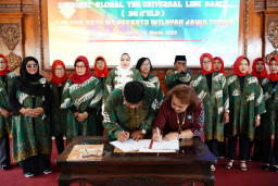 Jadi Cabang Ke-12, Pengurus Senioret Global The Universal Line Dance Kota Mojokerto Dikukuhkan