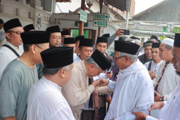 Pimpin Tahlil Ziarah Wali Songo, Ahmad Syaikhu Komitmen Wujudkan Islam Damai di Bumi Nusantara