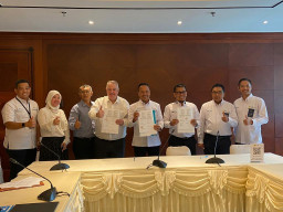 Terangi Indonesia Bagian Timur PLN Nusantara Power Resmi Akuisisi PLTGU Sengkang