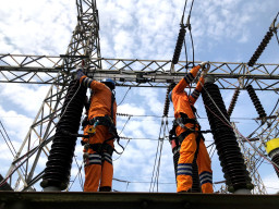 Dukung Aktivitas Industri Penuhi Kebutuhan Ramadhan, PLN Pastikan Pasokan Listrik ke SIER Aman