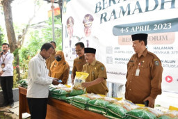 Tekan Inflasi, Korpri Situbondo Gelar Bazar Beras Murah