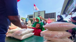 Tekan Lonjakan Harga Jelang Lebaran, Pemkot dan Kodim 0815 Mojokerto Sinergi Gelar Pasar Murah