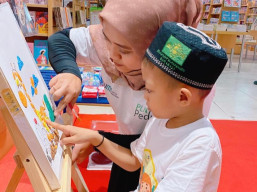 Ukir Senyum di Wajah Anak-Anak Surabaya, PLN Gelar Kegiatan Belanja Bahagia Bersama
