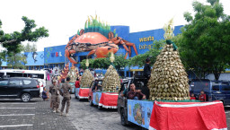 Lagi, Festival Ketupat Lebaran di Lamongan di Gelar Secara Meriah