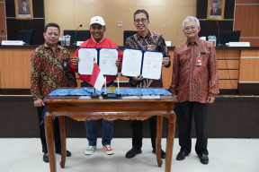 Bank Jatim dan UNESA Tanda Tangani MoU di Bidang Bisnis dan Akademis
