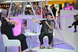 Pilih Oppo Find N2 Flip, Morgan Oey Sebut Ponsel All in One Untuk Beraktifitas