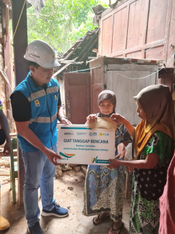 Ringankan Beban Warga Terdampak Gempa, PLN Salurkan Bantuan di Pacitan dan Trenggalek