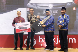 Bank Jatim Serahkan CSR & Launching Elektronifikasi Keuangan Daerah
