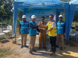 Cegah Dampak Perubahan Iklim Dan Kelestarian Lingkungan, PLN Tanam 510 Bibit Pohon di Sampang