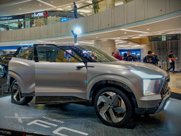 Kolaborasi Dengan Yamaha, The New SUV Hadirkan Sensasi Nonton Konser di Dalam Mobil