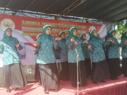 PKK RW 05 GCM Gelar Lomba Padus HUT RI ke-78