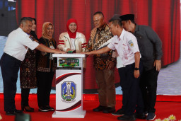 Bank Jatim Fasilitasi UMKM Terminal dan Pembayaran QRIS Bus Trans Jatim