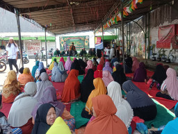 Peringati Maulid Nabi Muhammad, KSDR Ajak Pedagang Semolowaru Pererat Tali Persaudaraan