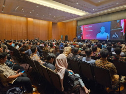 Konferensi AMA 2023 Bawa Misi Perbaiki Profesionalisme Pemimpin Era Digital, Alex Denni: Jangan Ngekor, Keluar Zona Nyaman