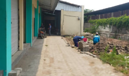 Wow, Disdagrin Jombang Bangunkan 4 Kios Pasar Tunggorono Rp 199 Juta Hanya untuk Satu Orang?