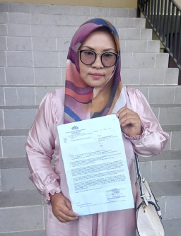 Istri Wakil Ketua DPRD Sampang Ngluruk Ke Polres