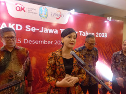 Kolaborasi OJK, Pemprov Jatim, dan TPAKD: Berantas Rentenir yang Jerat Warga