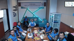 Amankan Pasokan Listrik Jelang Tahun Baru 2024, UPT Gresik Sigap Lakukan Pekerjaan Emergency