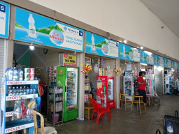 Omset Pedagang Pelabuhan Tanjung Perak Turun 70 Persen