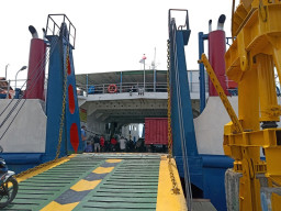 PPKM Darurat, Pelabuhan Sepi, Penumpang Merosot Hingga 25 Persen