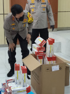 Ini Dia ES Penjual Obat yang Diamankan Ditreskoba Polda Jatim