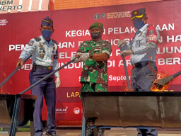 Lapas Mojokerto Musnahkan Ratusan Barang Bukti Hasil Razia