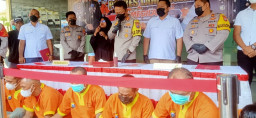 Polres Lamongan Amankan 7 Tersangka dalam Operasi Pekat Semeru