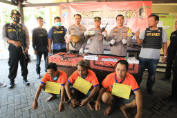 Komplotan Curanmor Modus Berkeliling Pakai Mobil Dibekuk Polisi