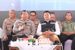 Polda Jatim Gelar Jumat Curhat di Terminal Purabaya