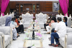 Tenaga Ahli Utama KSP Puji Penanganan Covid-19 di Surabaya