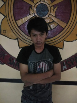 Iblis Dibekuk Gara Gara Jualan Sabu Sabu