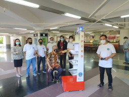 UK Petra Ciptakan Robot Medis di Tengah Pandemi COVID-19