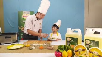 Mamaco, Minyak Goreng Crystal Pertama di Indonesia Untuk Kesehatan Keluarga