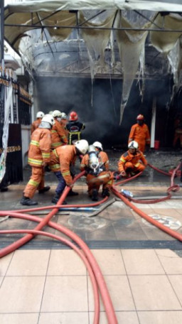 Rumah Dekat Toko Hokky Terbakar, Dua Penghuni Alami Luka Bakar
