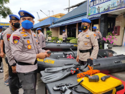 60 Personil Ditpolair Polda Jatim, Siap Diberangkatkan Ke Wilayah Bencana B