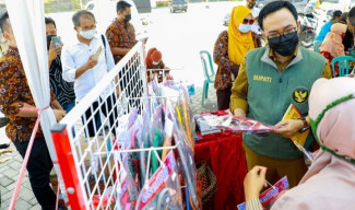 Pasar Murah Diresmikan Bupati Pamekasan, akan Dibuka di 13 Lokasi Lain