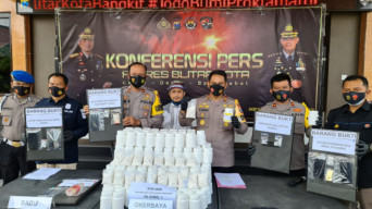 Polres Blitar Kota Bekuk Pengedar Narkoba dan Ribuan Pil Koplo