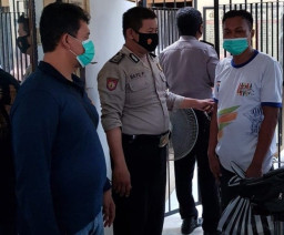 Maling Gas Melon untuk Belikan HP Teman Kencan