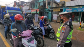 Polres Blitar Gelar Vaksinasi di Lima Titik